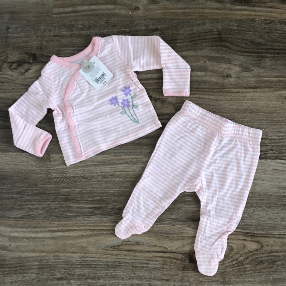 NWT Newborn Okie Dokie Baby Girls 2-pc. Baby Clothing Set